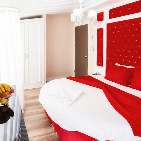 Microyal Hotel